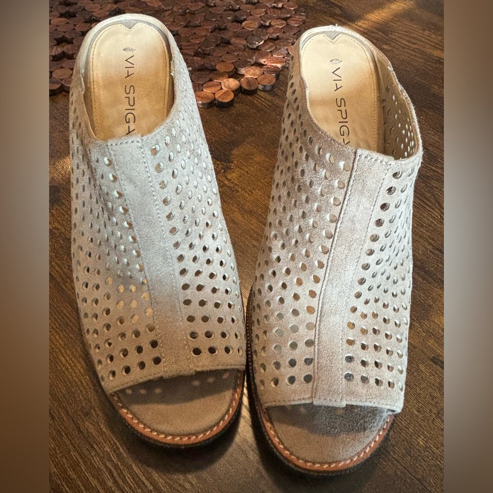 Via Spiga Perforated‎ Suede Leather Hi Heel Taupe Size 9.5 USA/41 EUR Open Toe